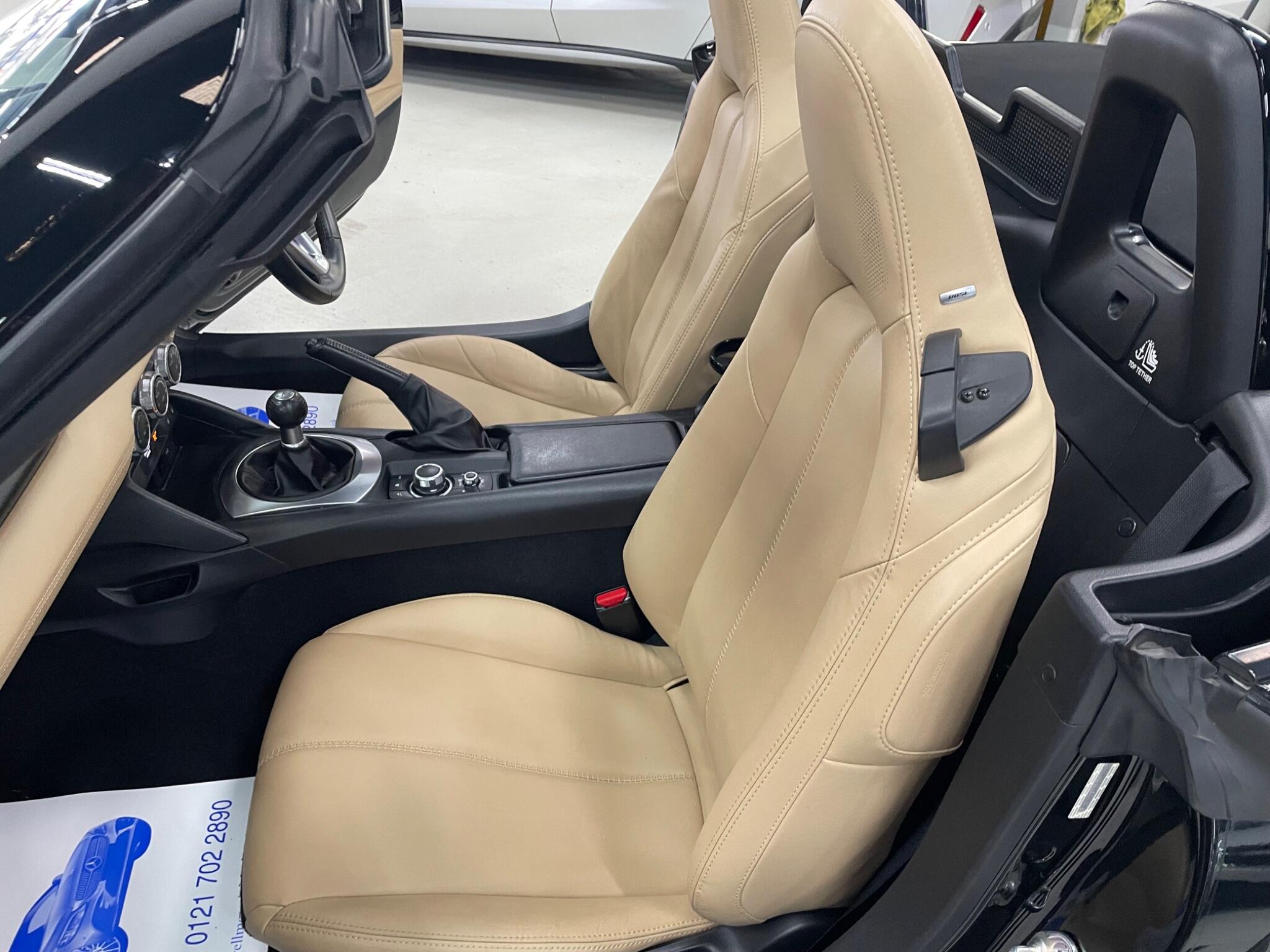 Mazda MX-5 view 16