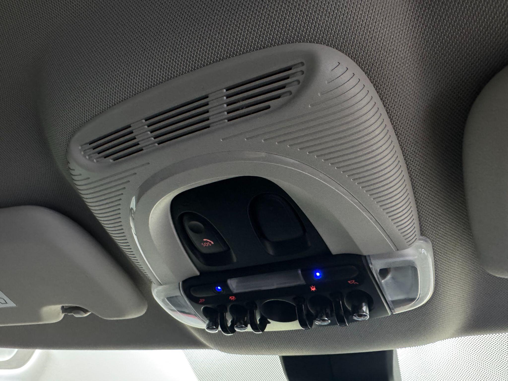 Mini Countryman view 27