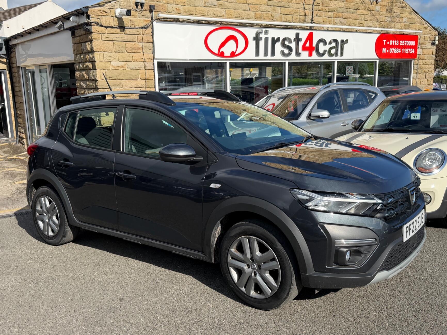 Dacia Sandero view 4