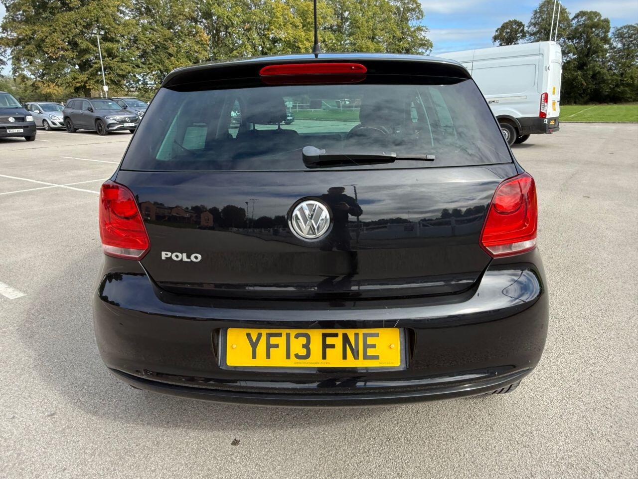 Volkswagen Polo view 5