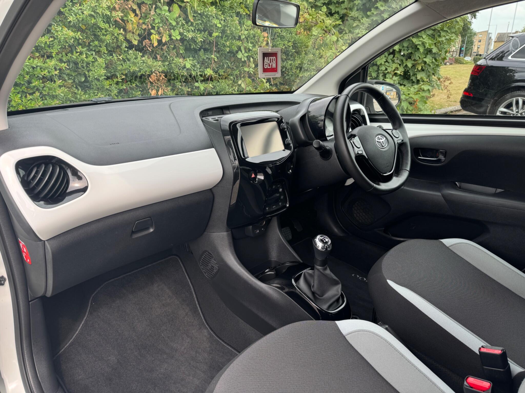 Toyota Aygo view 18