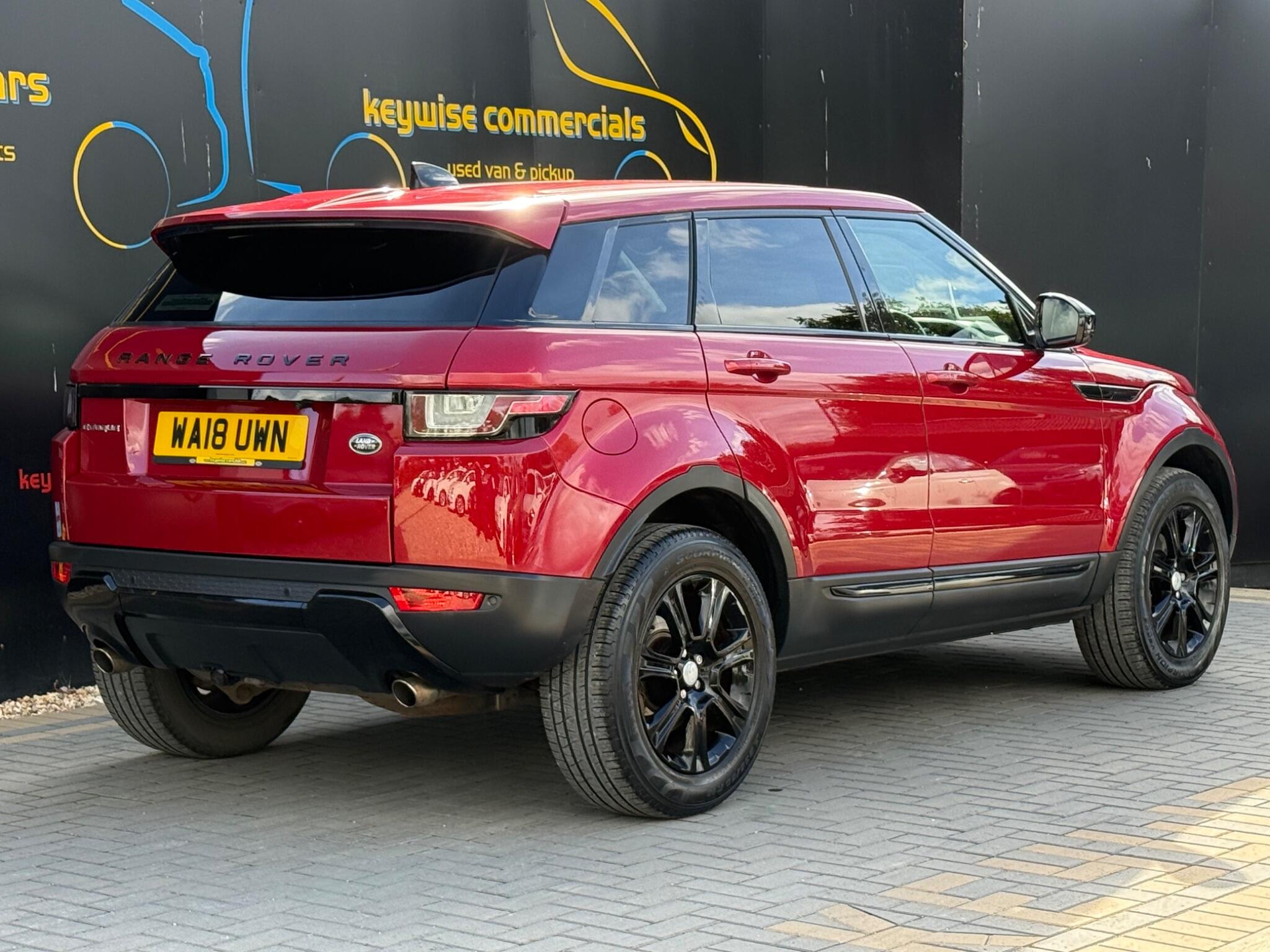 Land Rover Range Rover Evoque view 5