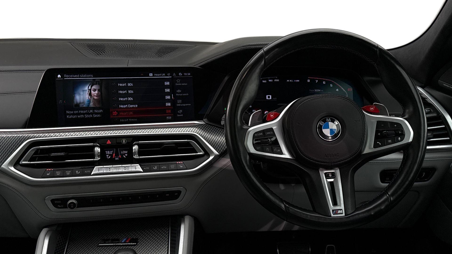 BMW X6 M view 5