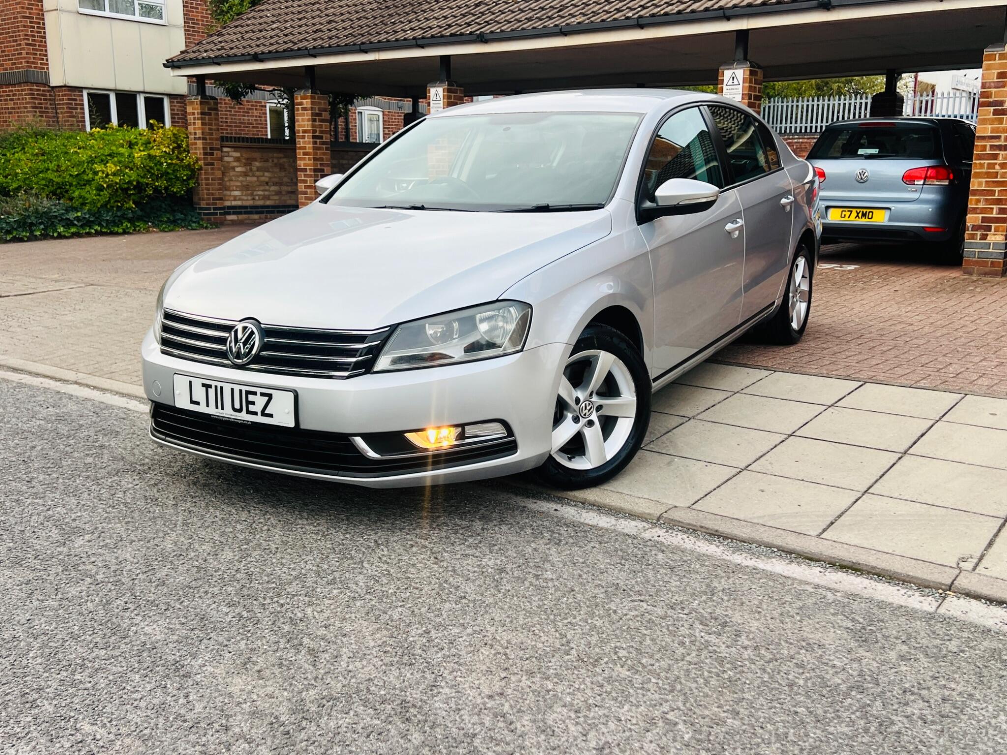 Volkswagen Passat view 20