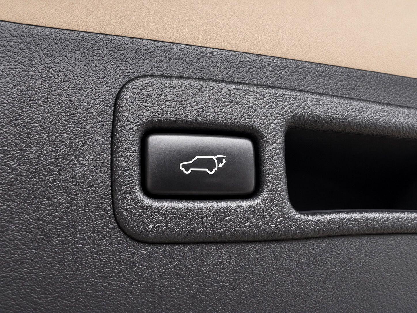 Lexus NX view 35