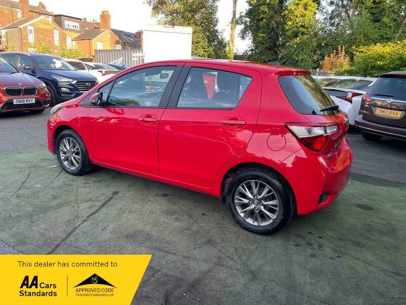 2017 Toyota Yaris 1.5 VVT-i Icon Euro 6 5dr • 37,180 miles image 15