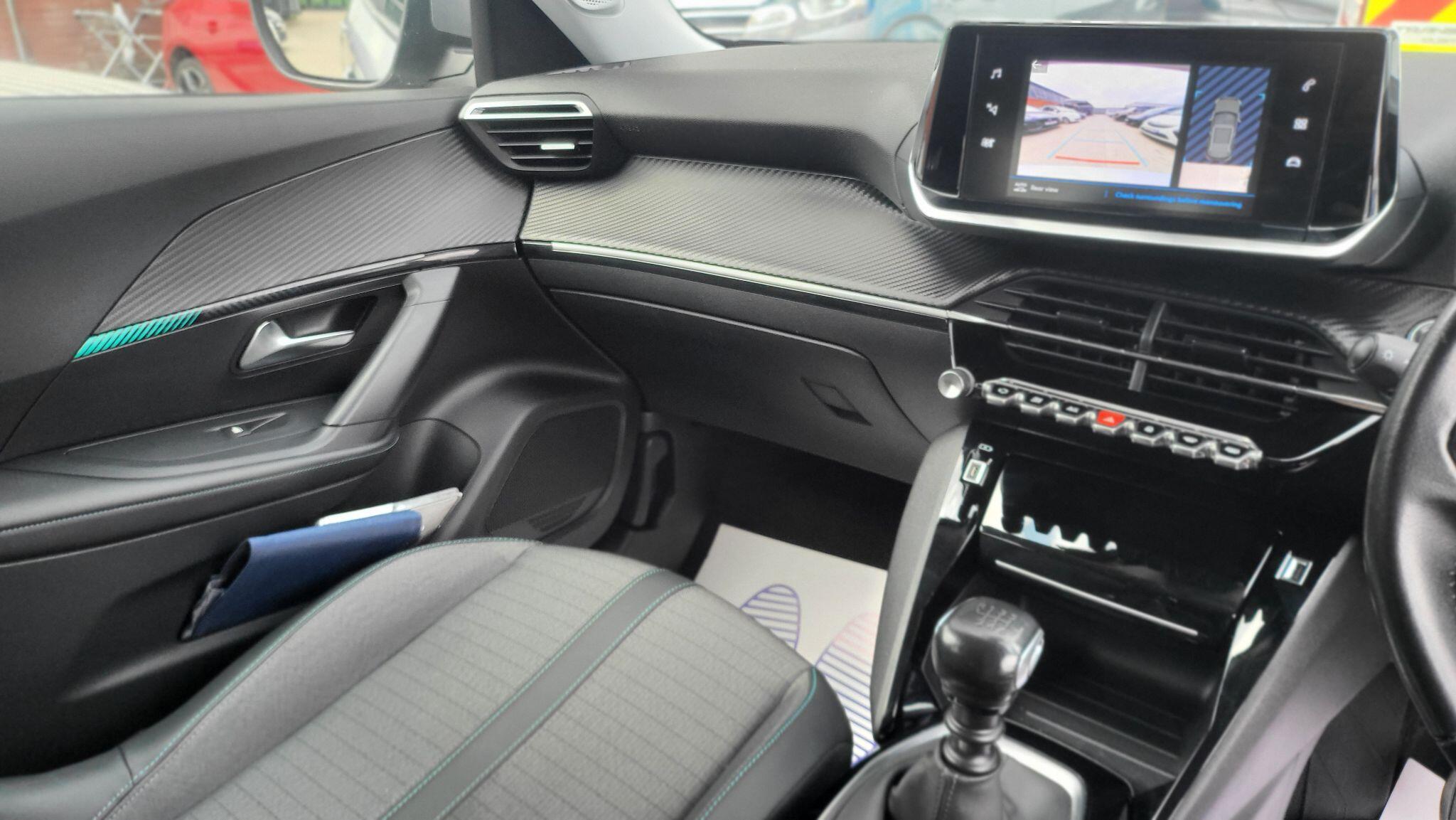 Peugeot 2008 view 36