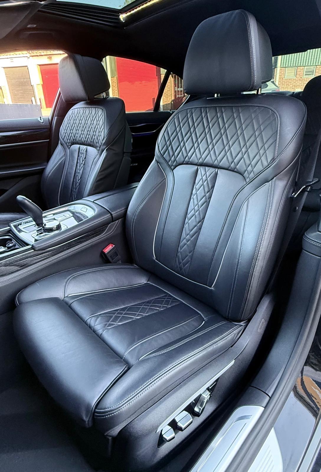 BMW 7 Series view 37