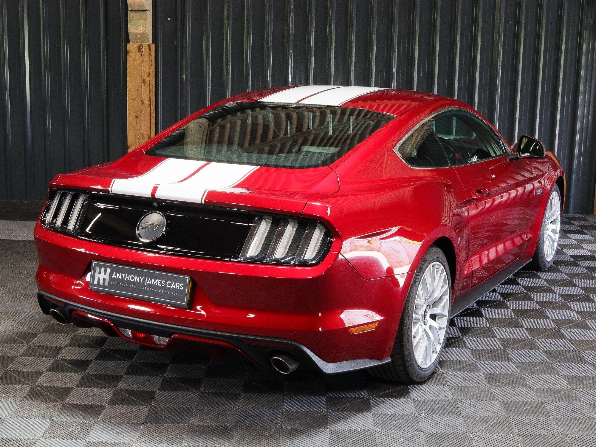 Ford Mustang view 58
