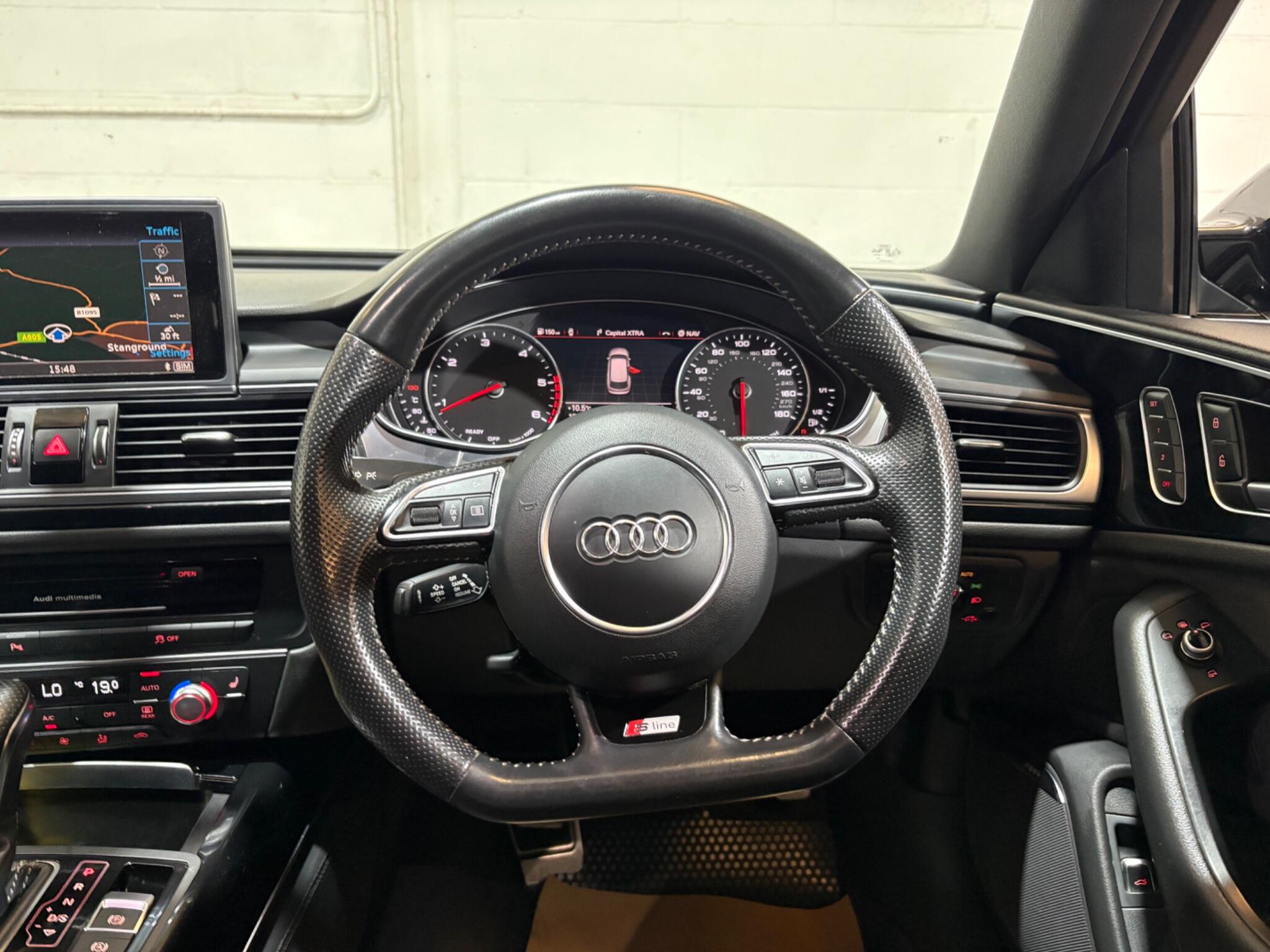 Audi A6 view 35