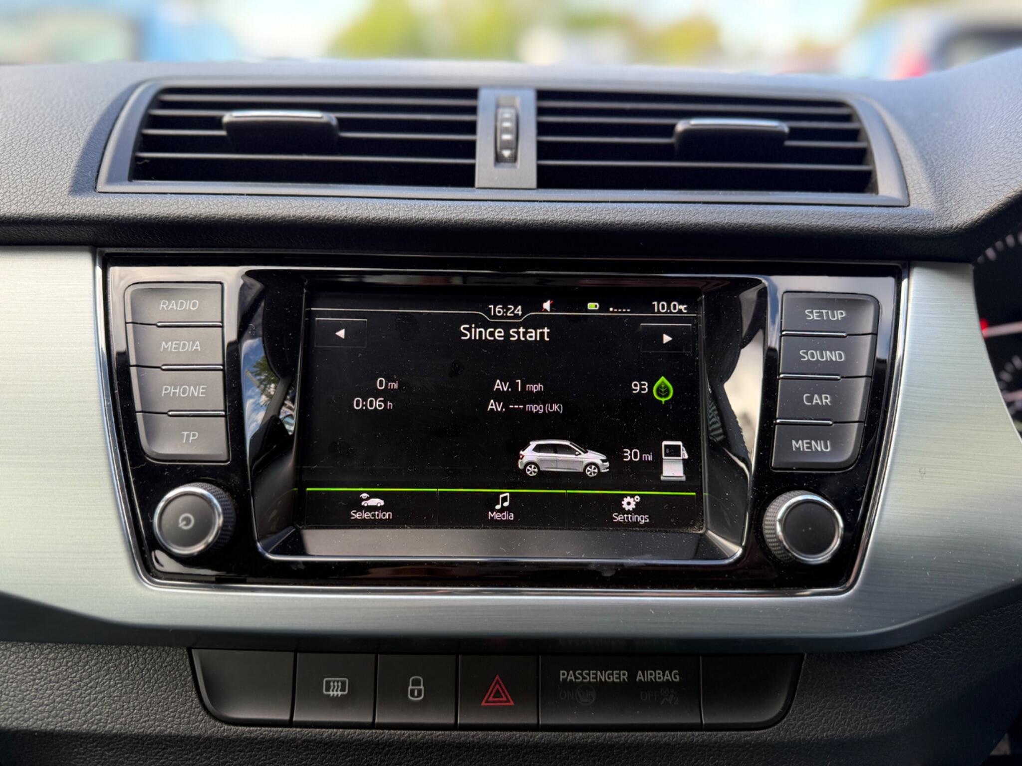 2016 Skoda Fabia image 24
