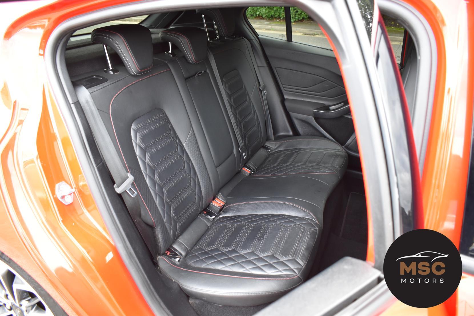 Ford Focus view 38