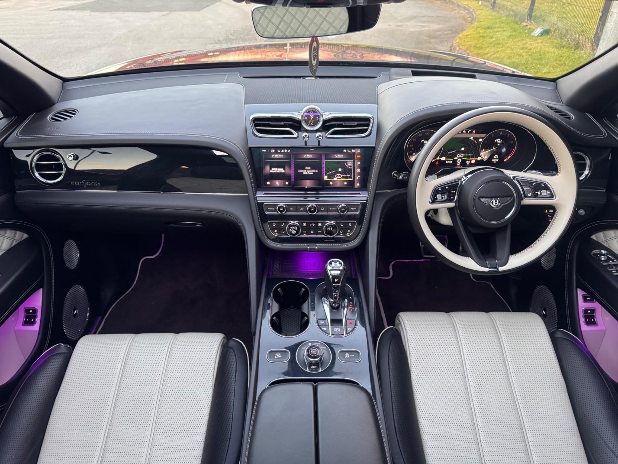 Bentley Bentayga view 26