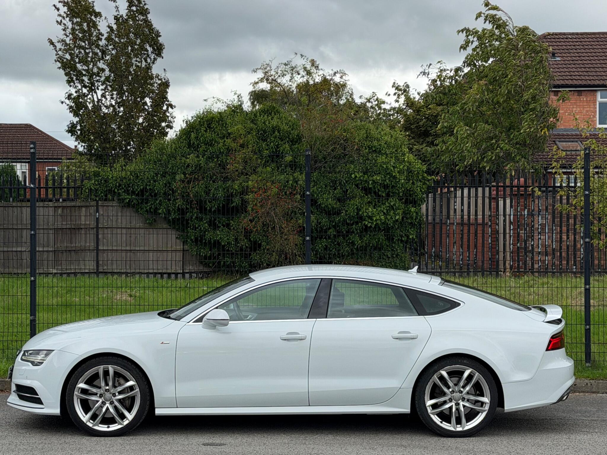 Audi A7 view 9