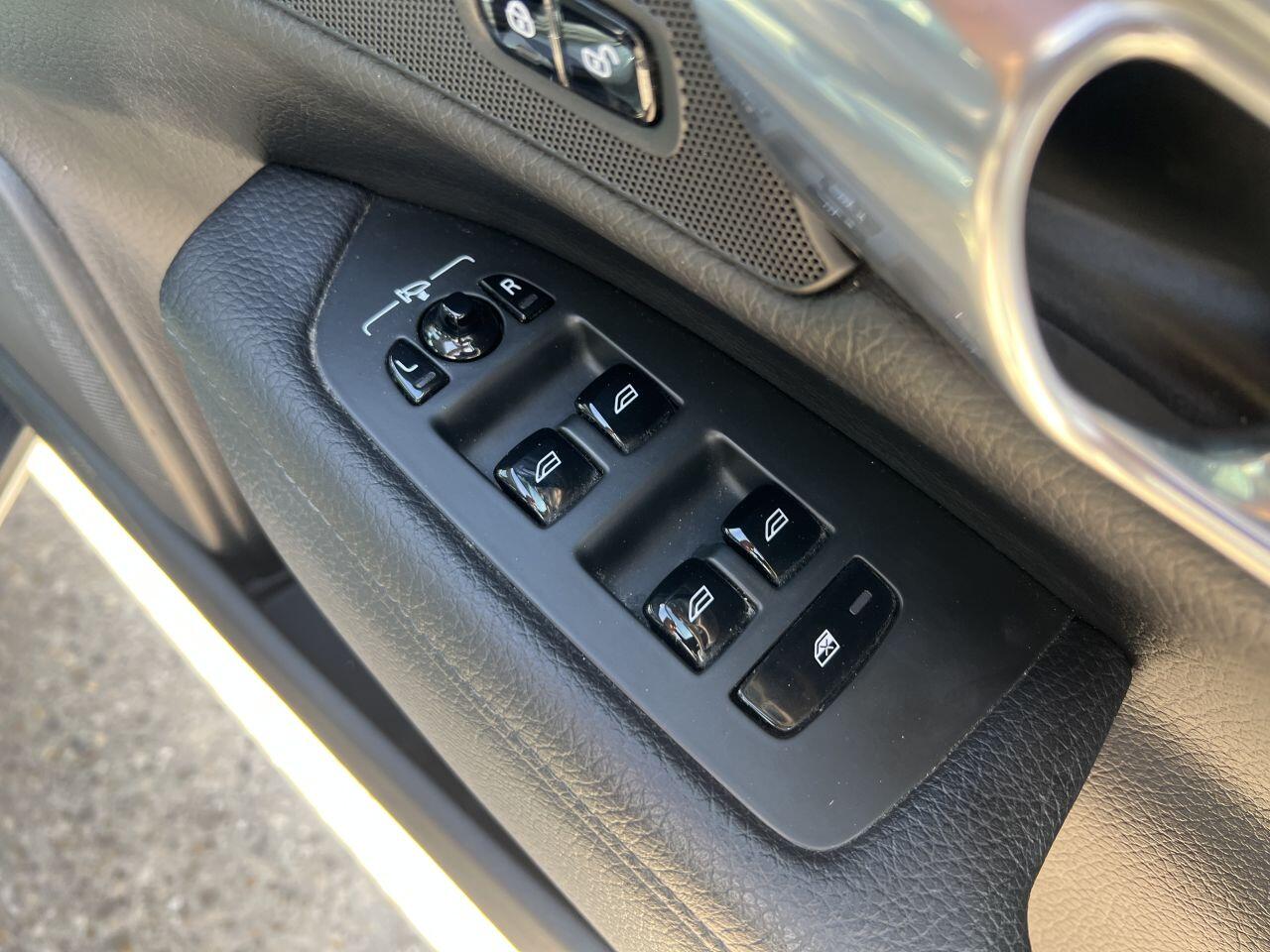 Volvo V90 view 60