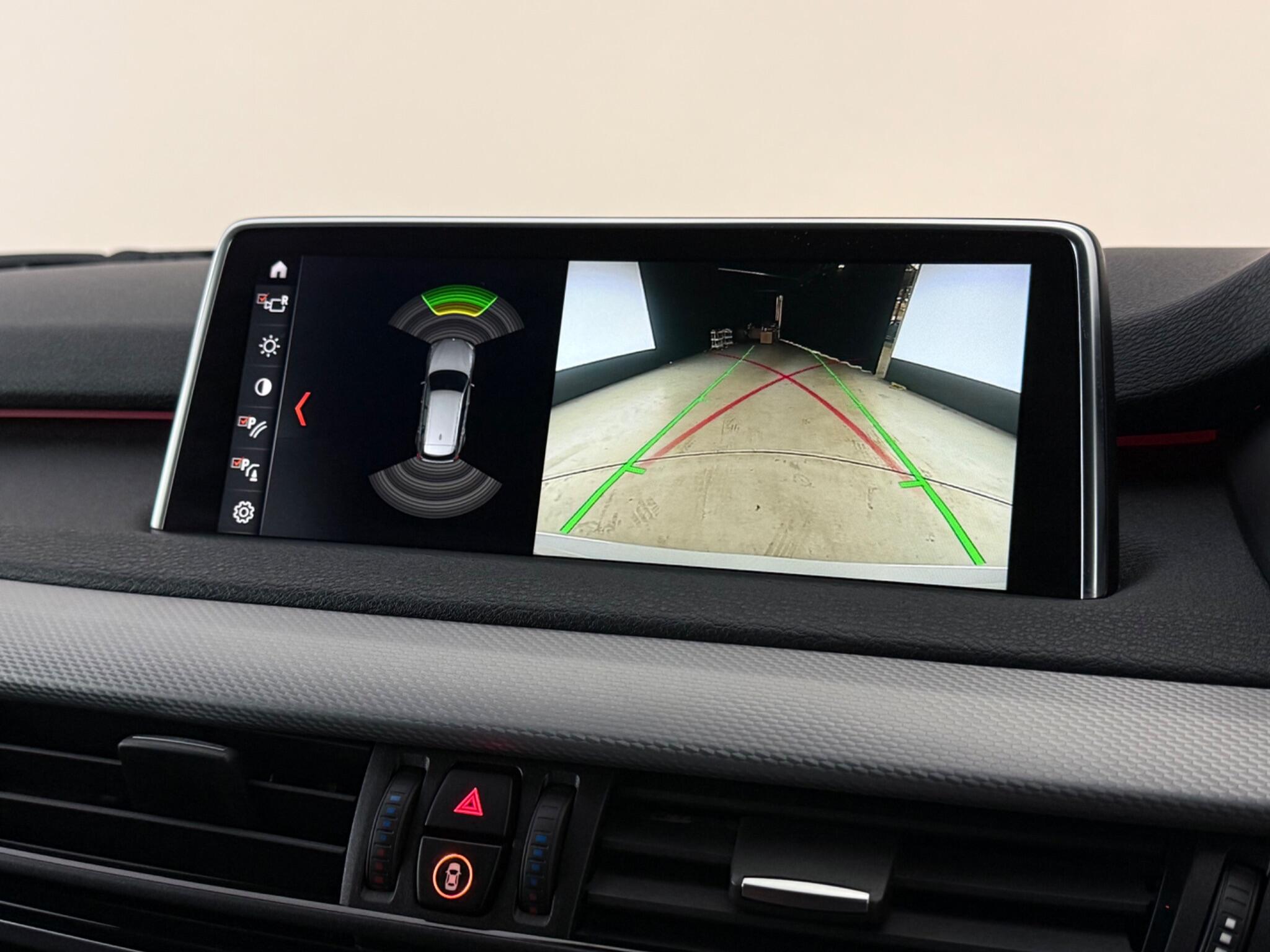 BMW X5 view 30