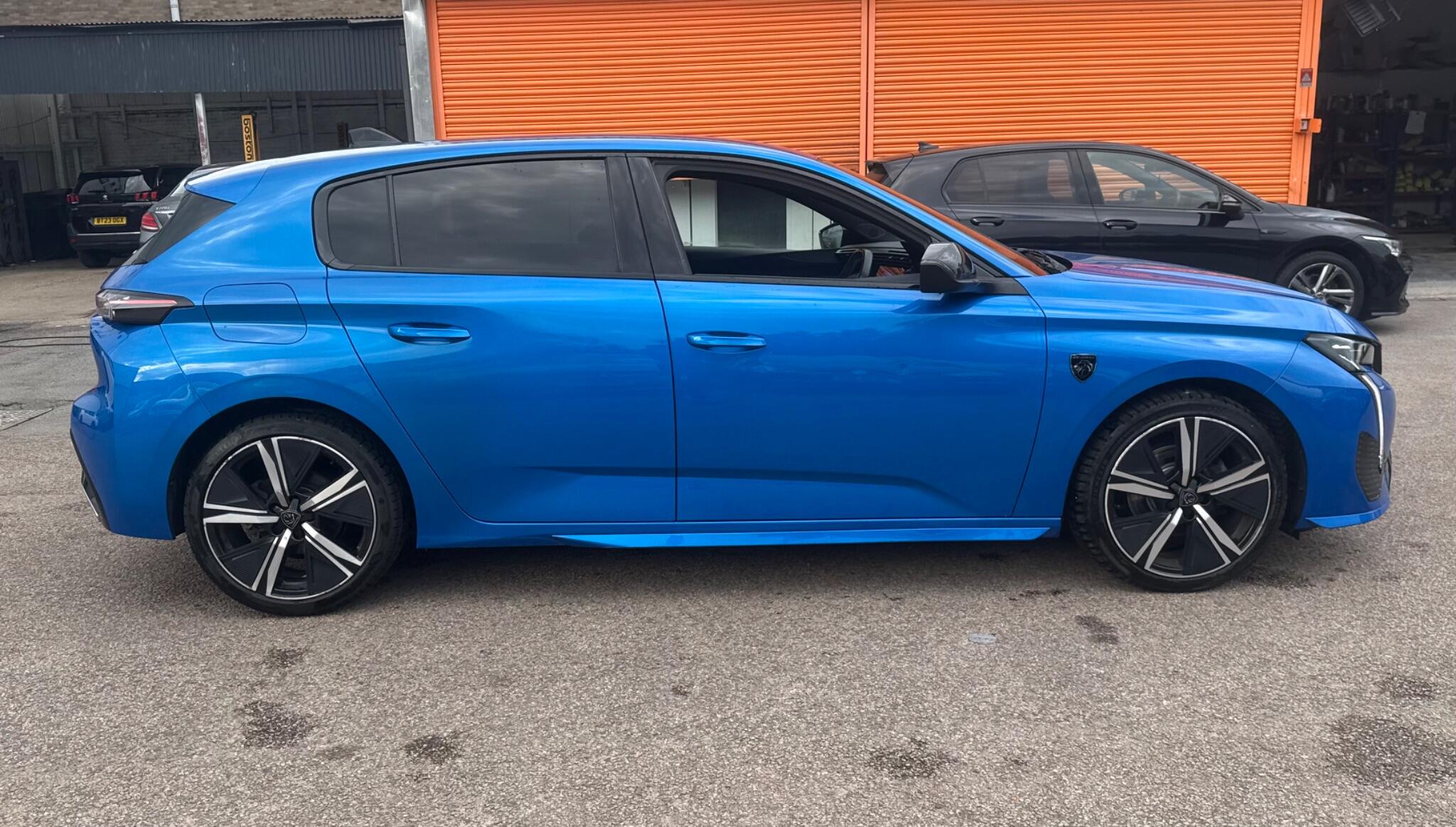 Peugeot 308 view 10