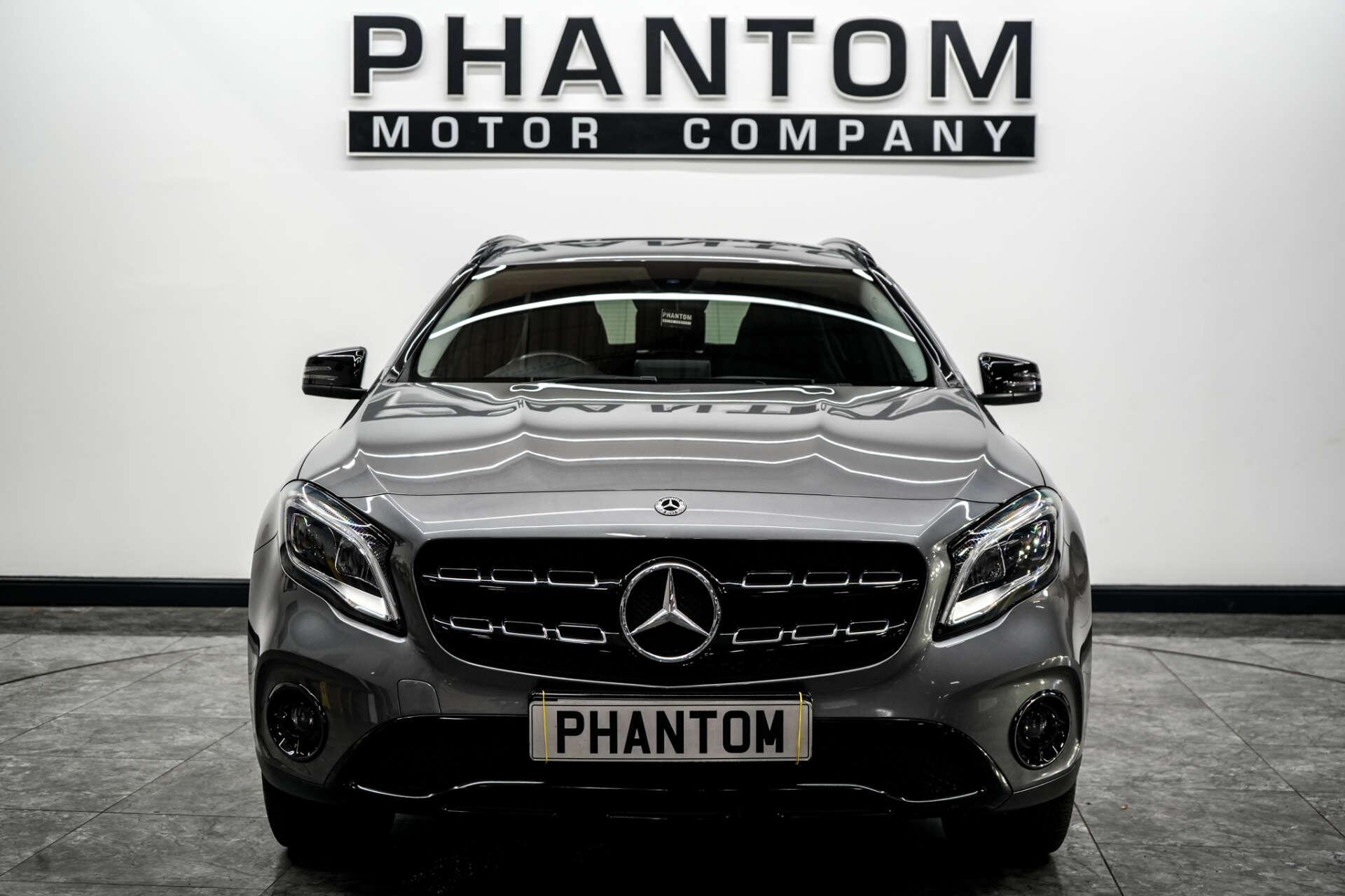 Mercedes-Benz Gla view 2