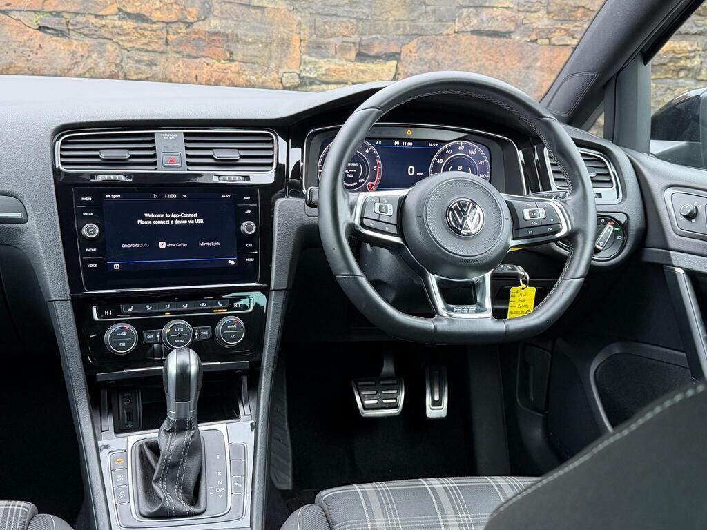 Volkswagen Golf view 22