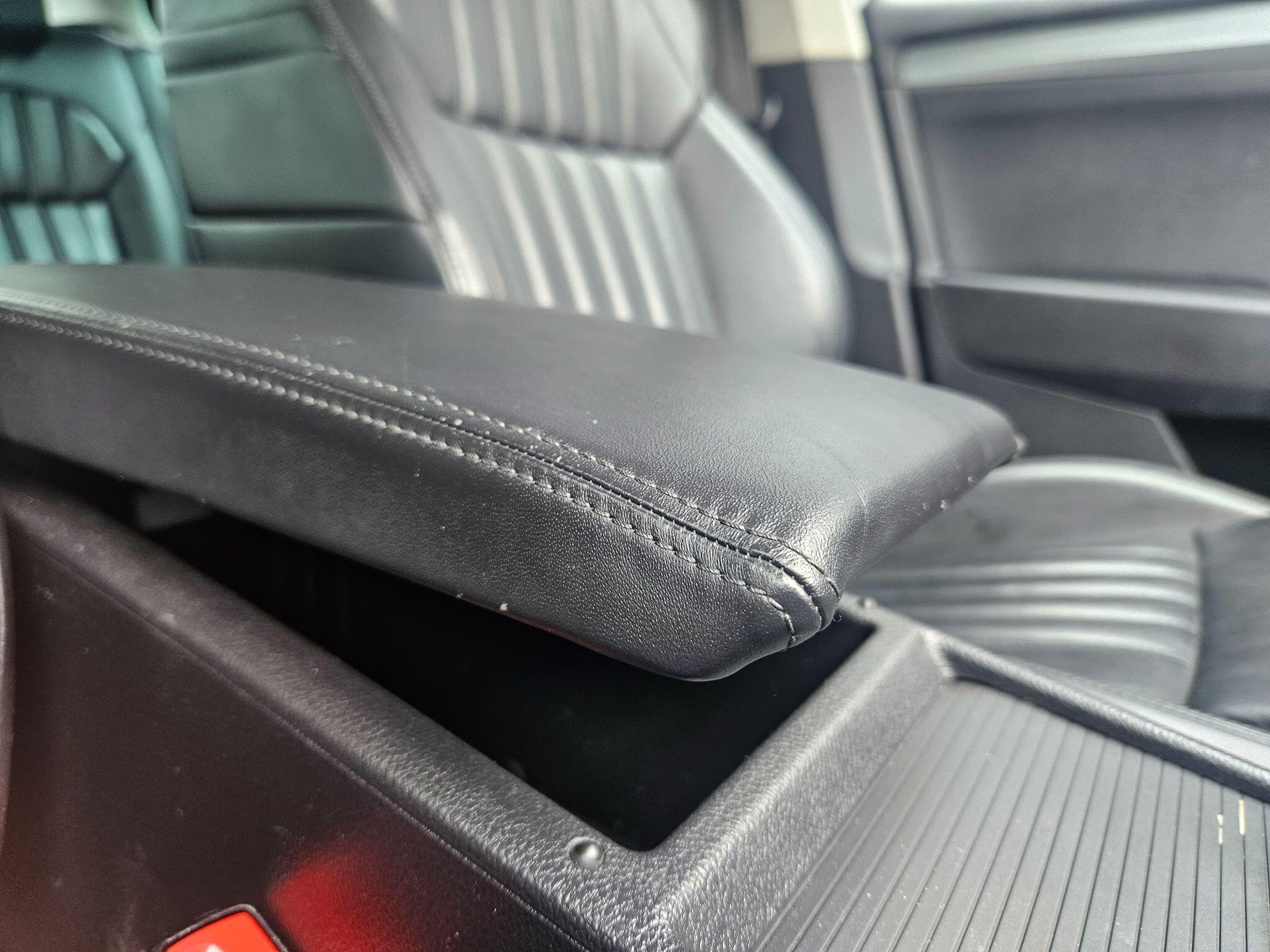 2019 Skoda Superb image 37