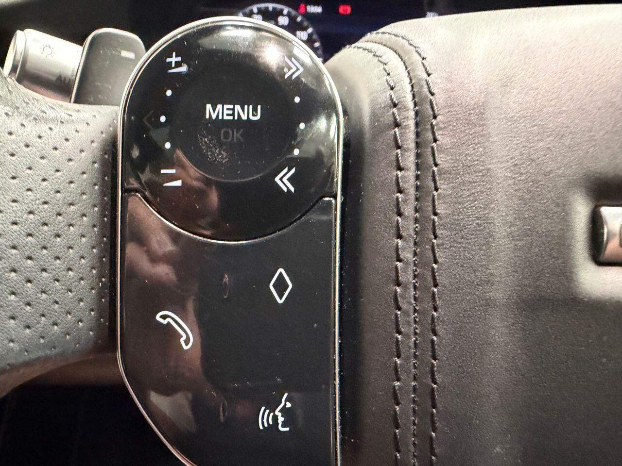 Land Rover Range Rover Evoque view 31