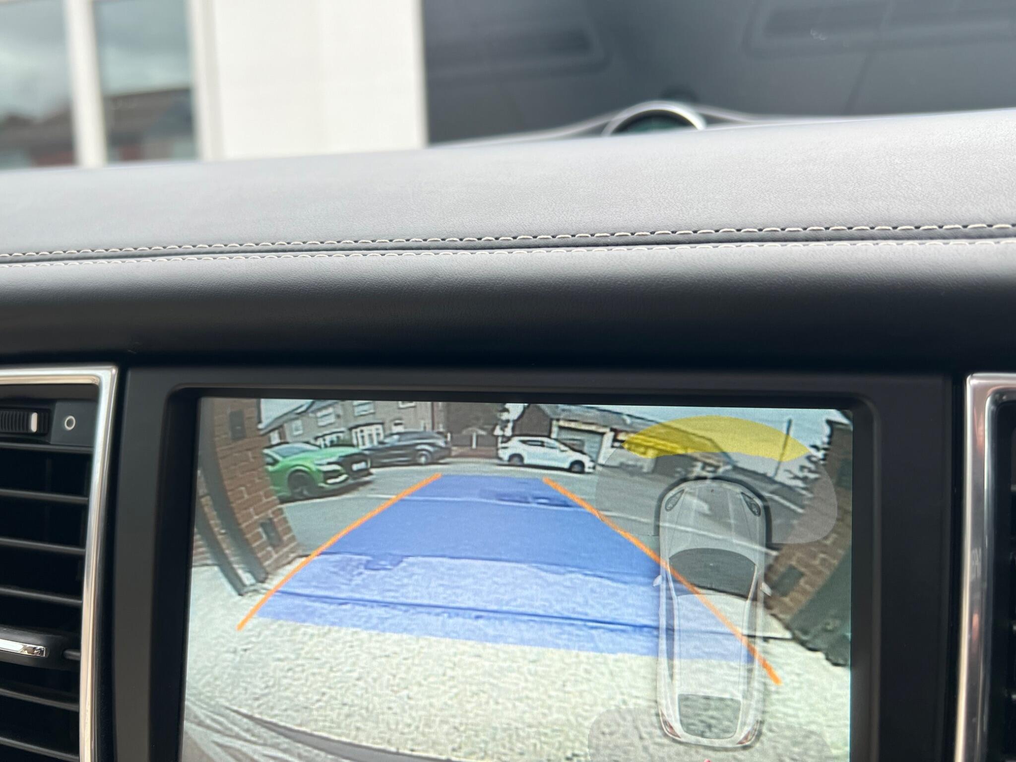 Porsche Panamera view 60