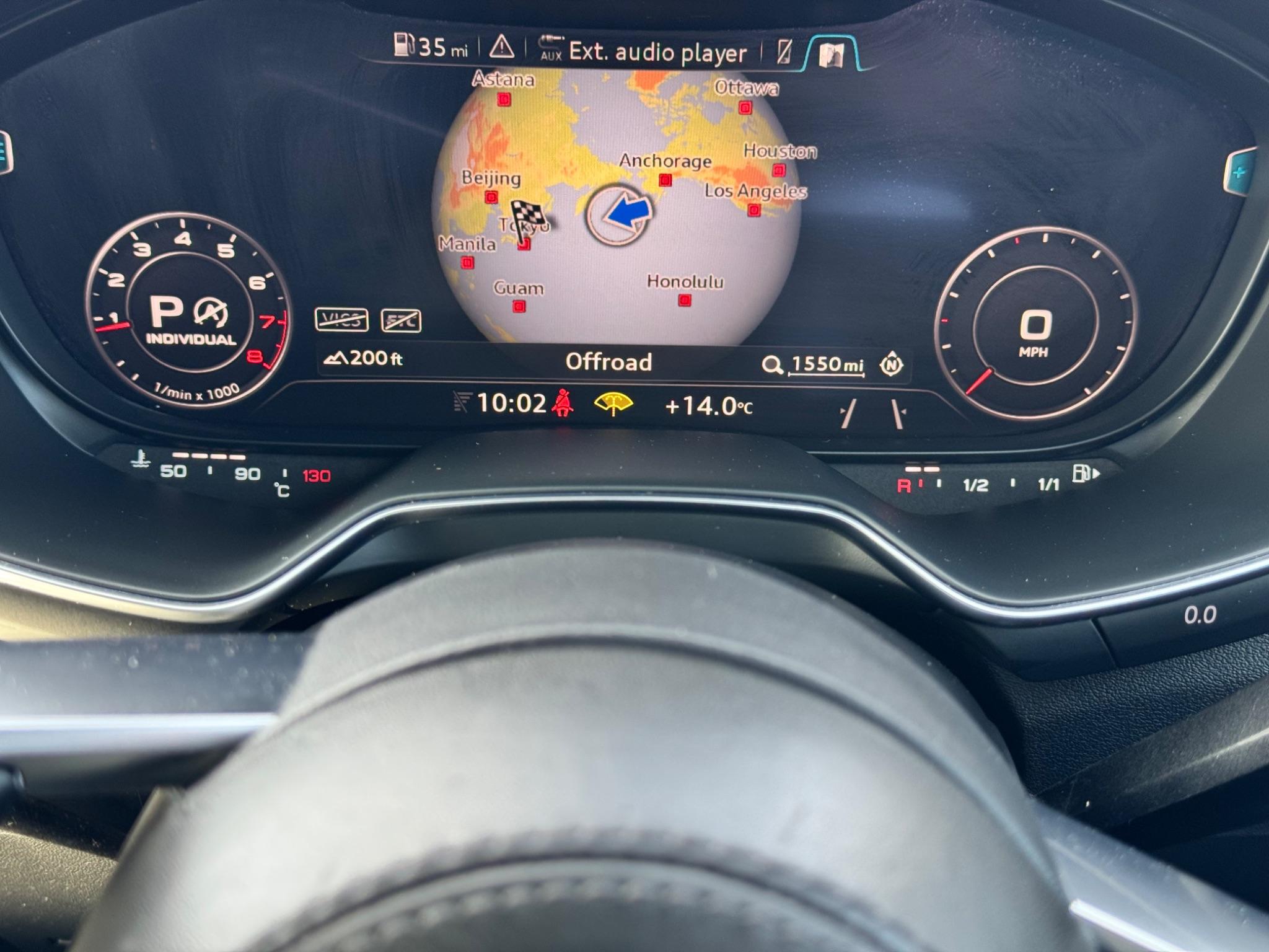 Audi TT view 31