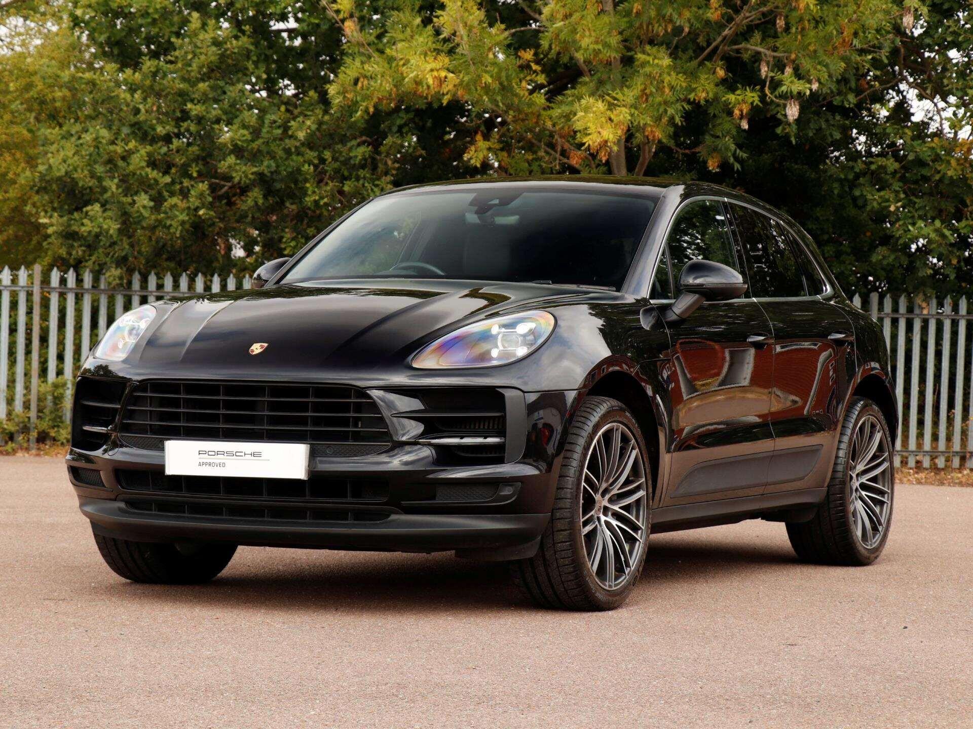 Porsche Macan view 32