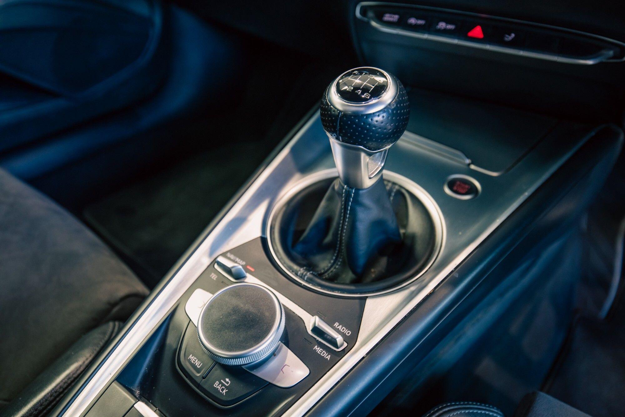 Audi TT view 19
