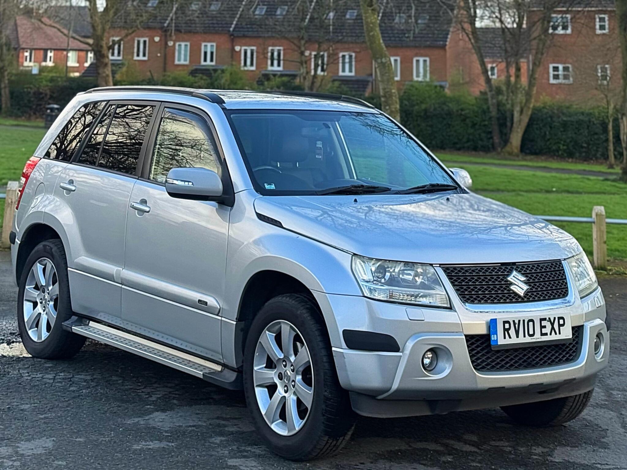 2010 Suzuki Grand Vitara 2.4 VVT SZ5 Auto 4WD Euro 4 5dr image 4