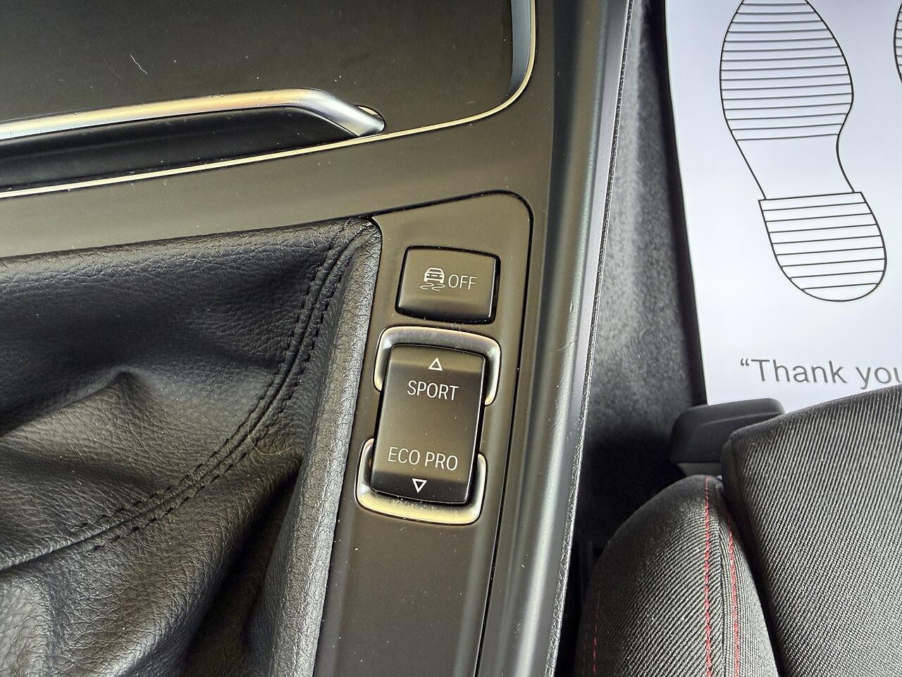 BMW 1 Series view 19
