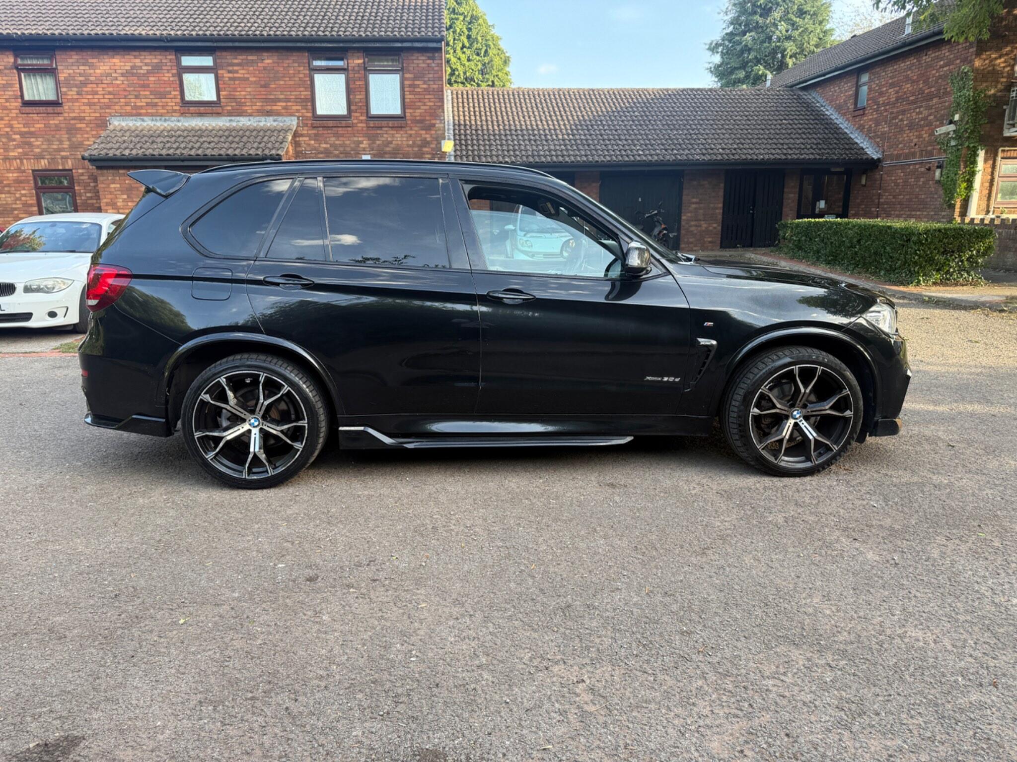 BMW X5 view 7
