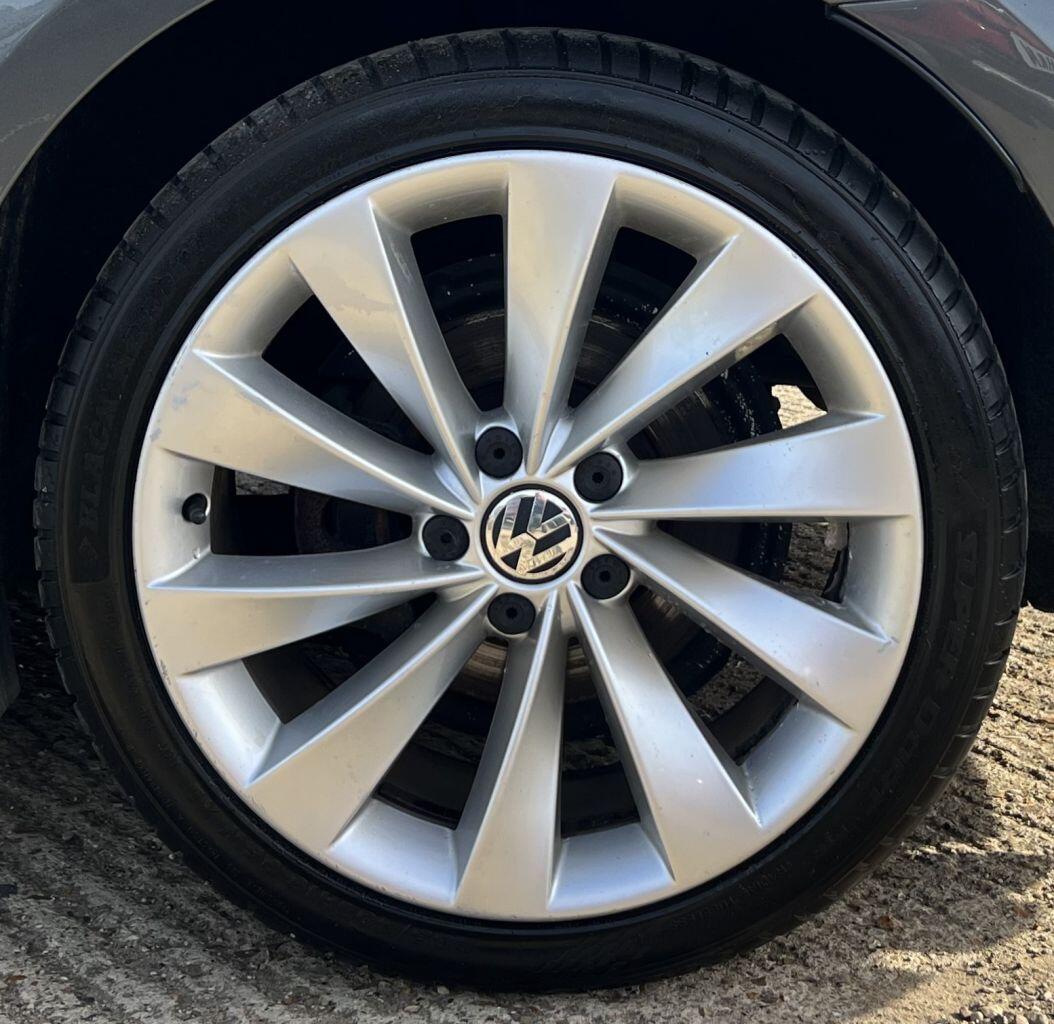 Volkswagen CC view 11