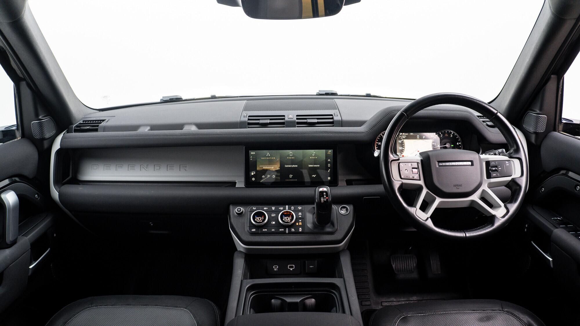 Land Rover Defender view 5