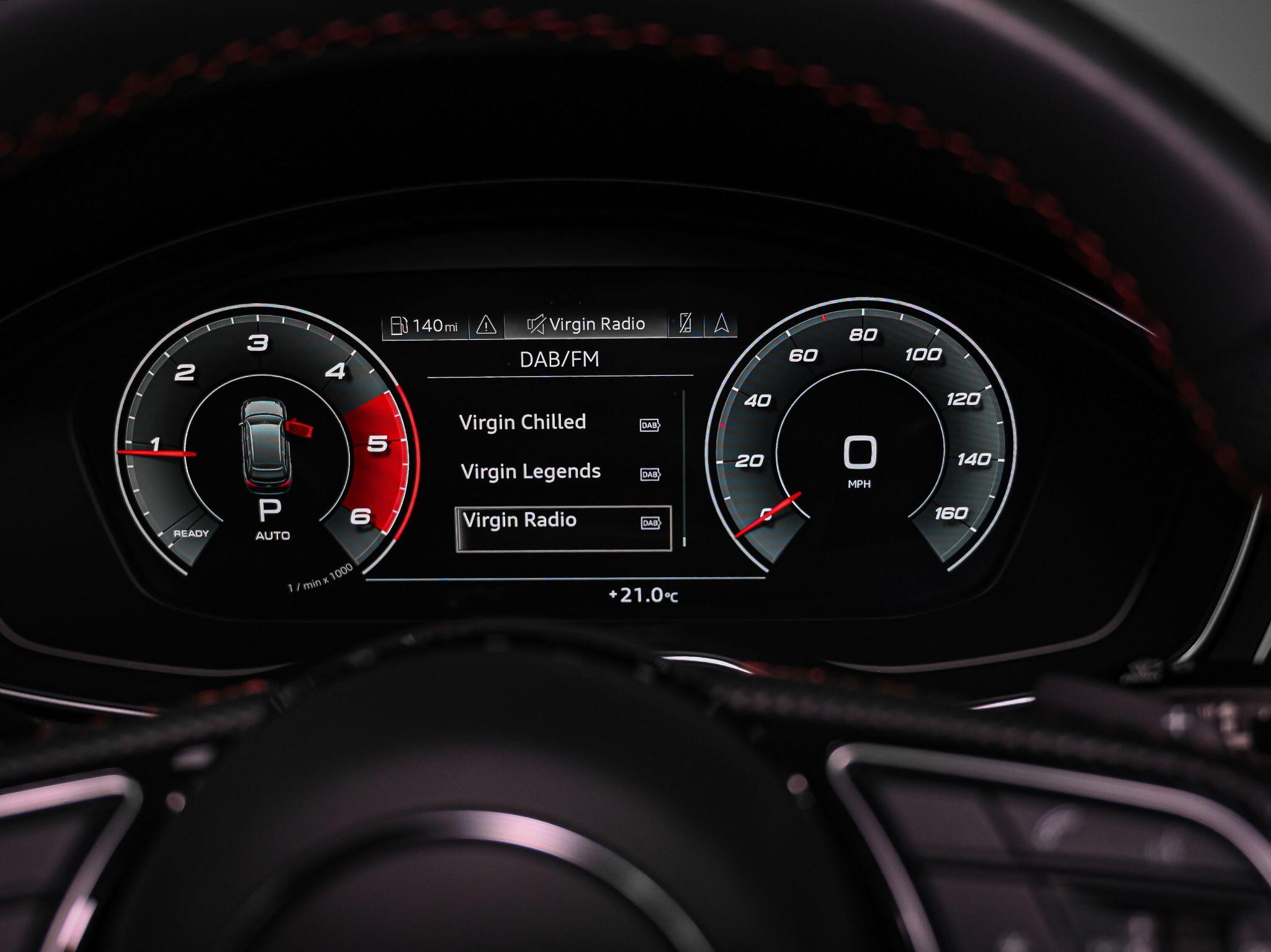 Audi S4 view 8
