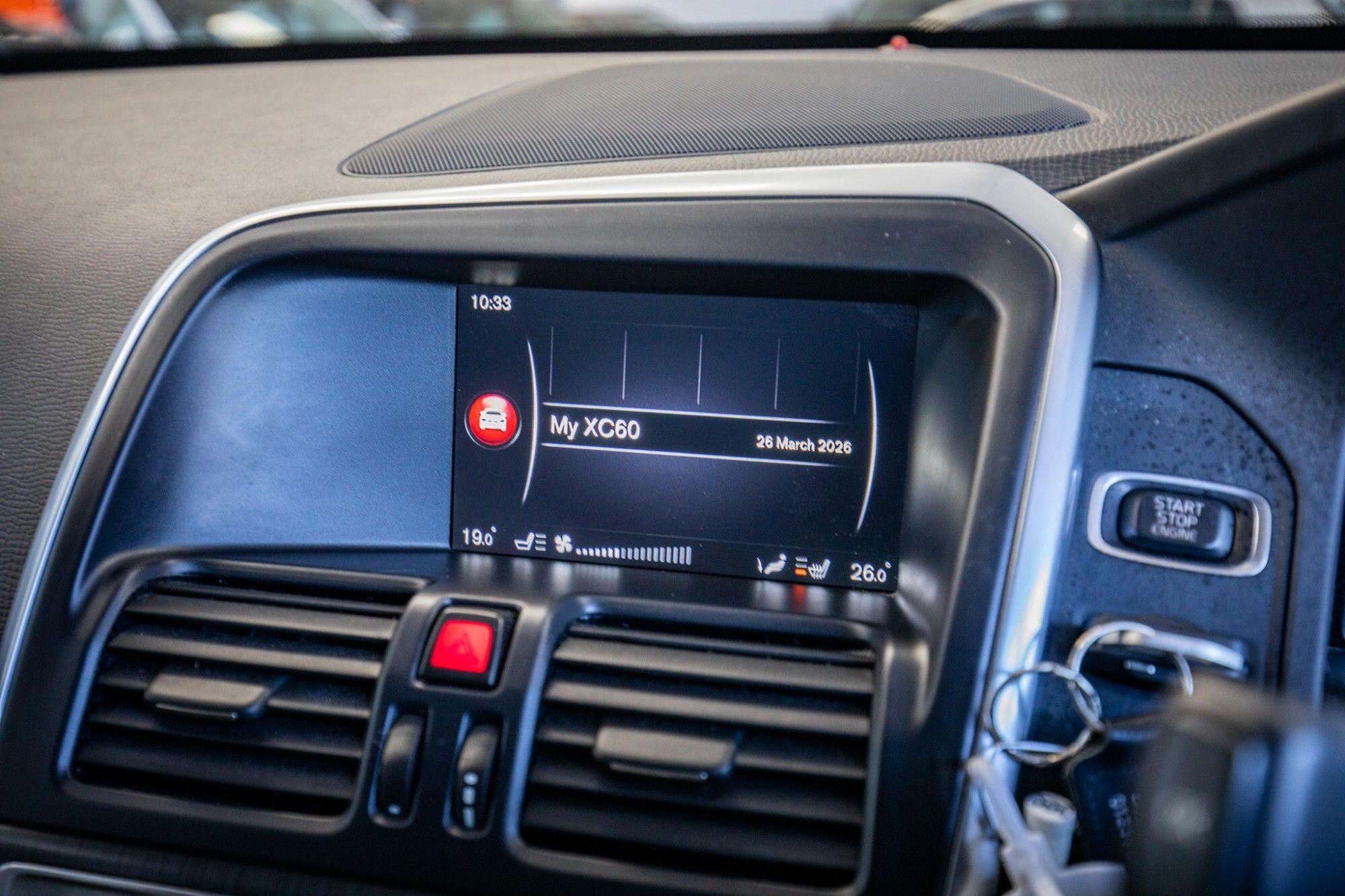 Volvo XC60 view 22