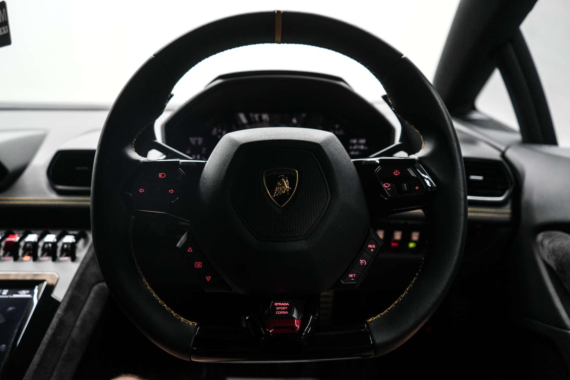 Lamborghini Huracan view 52