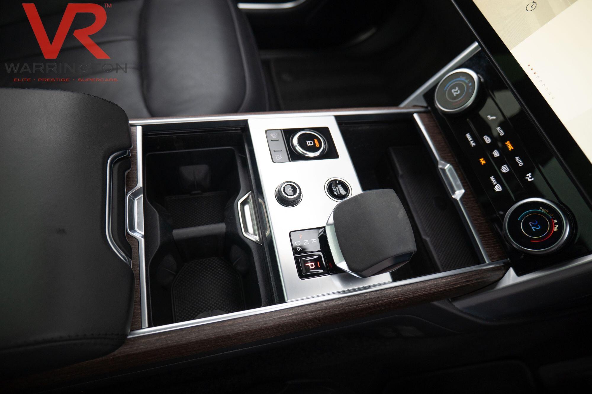 Land Rover Range Rover view 22