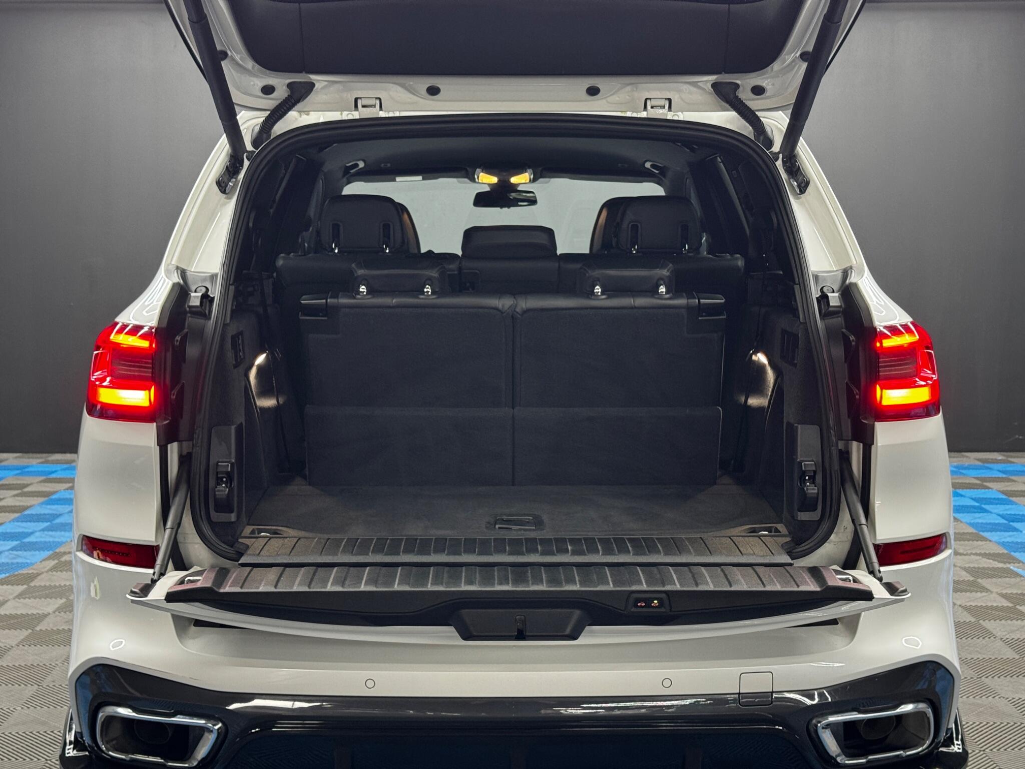 BMW X5 view 47