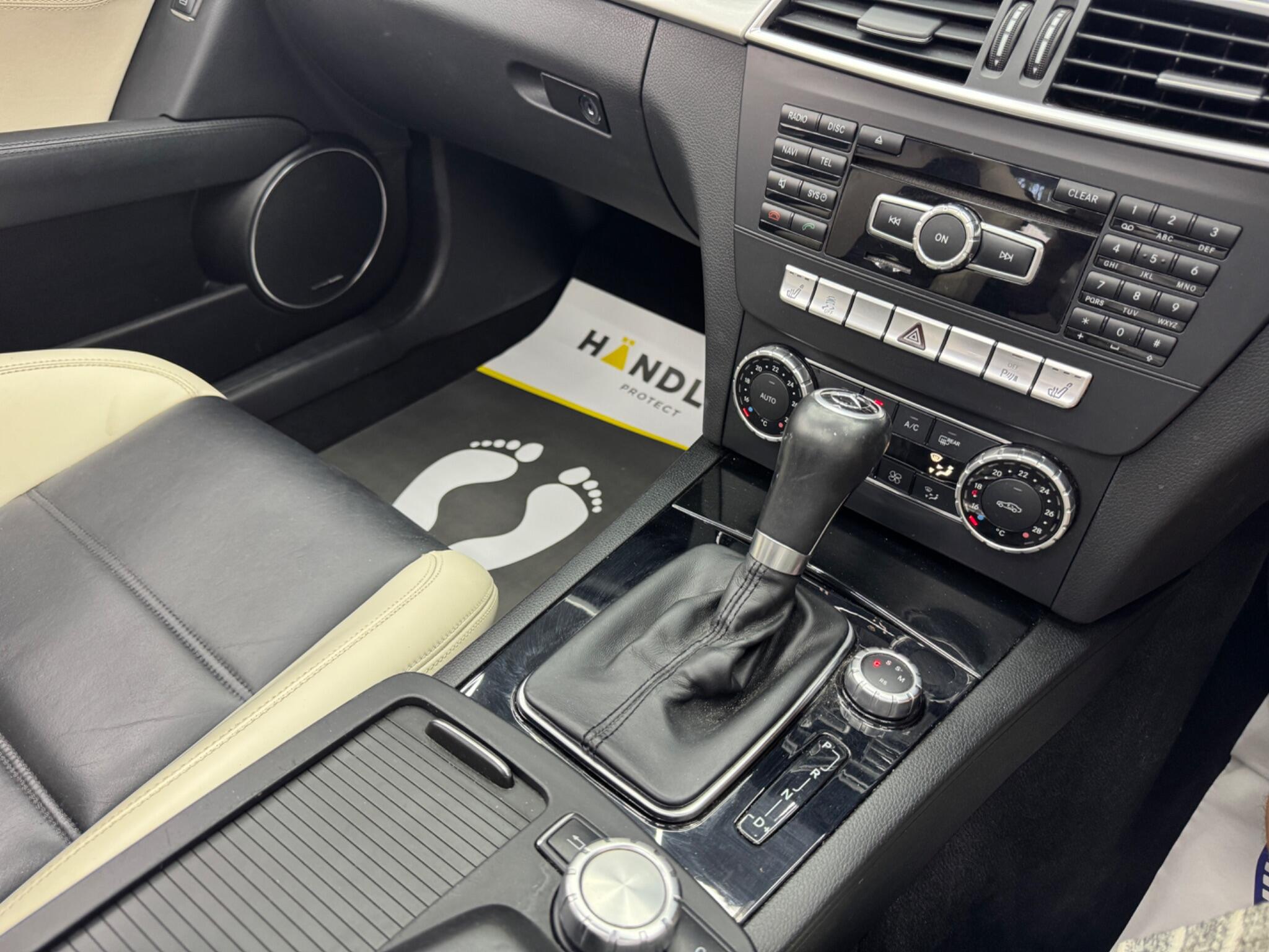 Mercedes-Benz C Class view 22