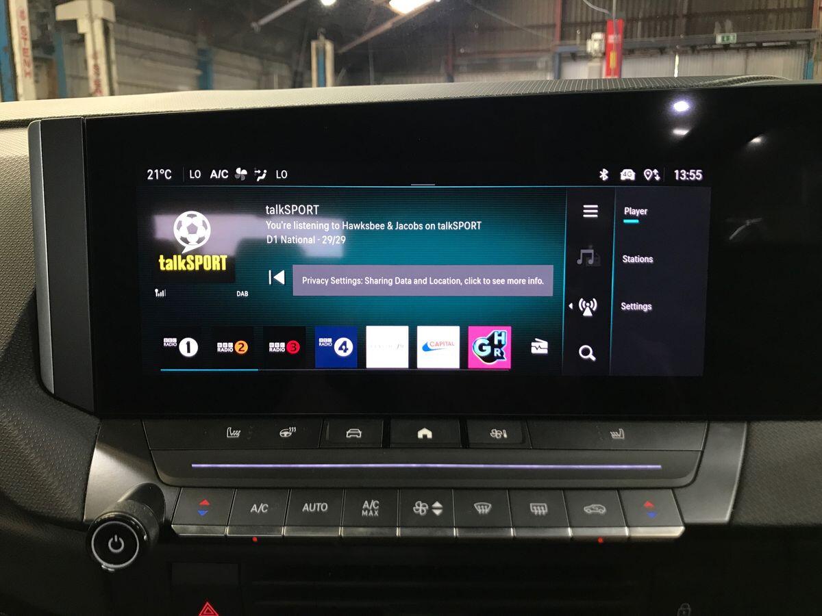Vauxhall Astra view 20