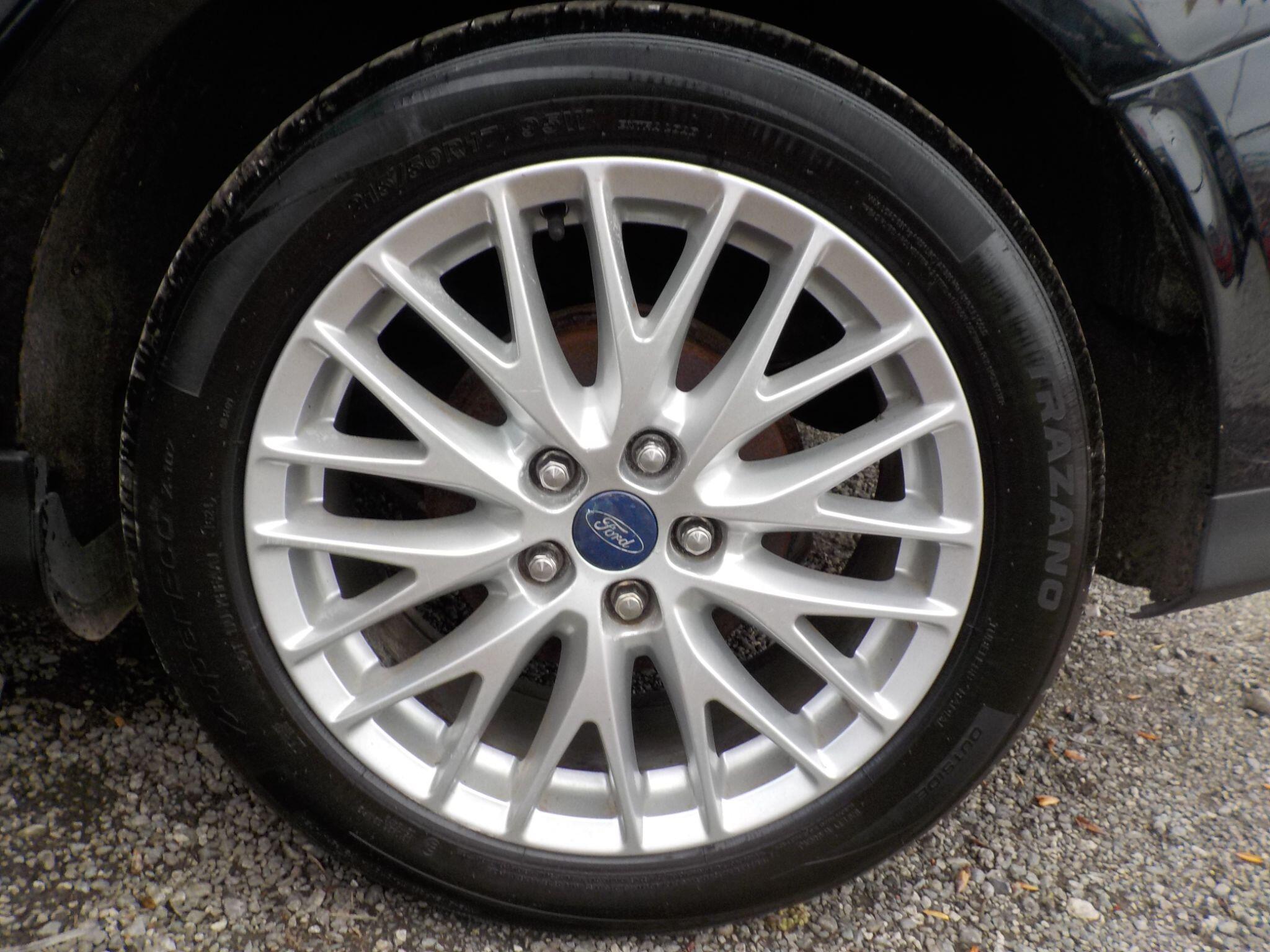 Ford Focus 1.6 TDCi Titanium Navigator Euro 5 (s/s) 5dr