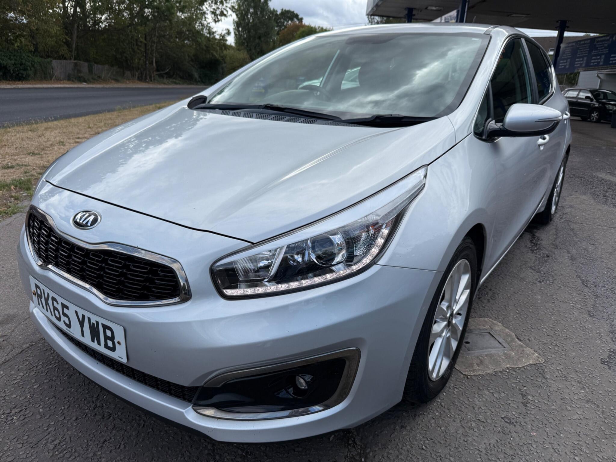 Kia Ceed view 9