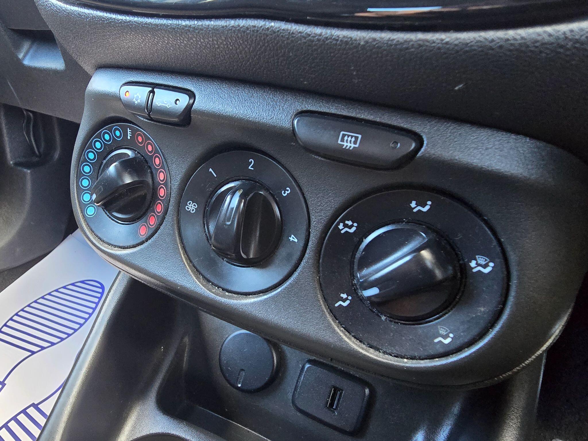 Vauxhall Corsa view 18