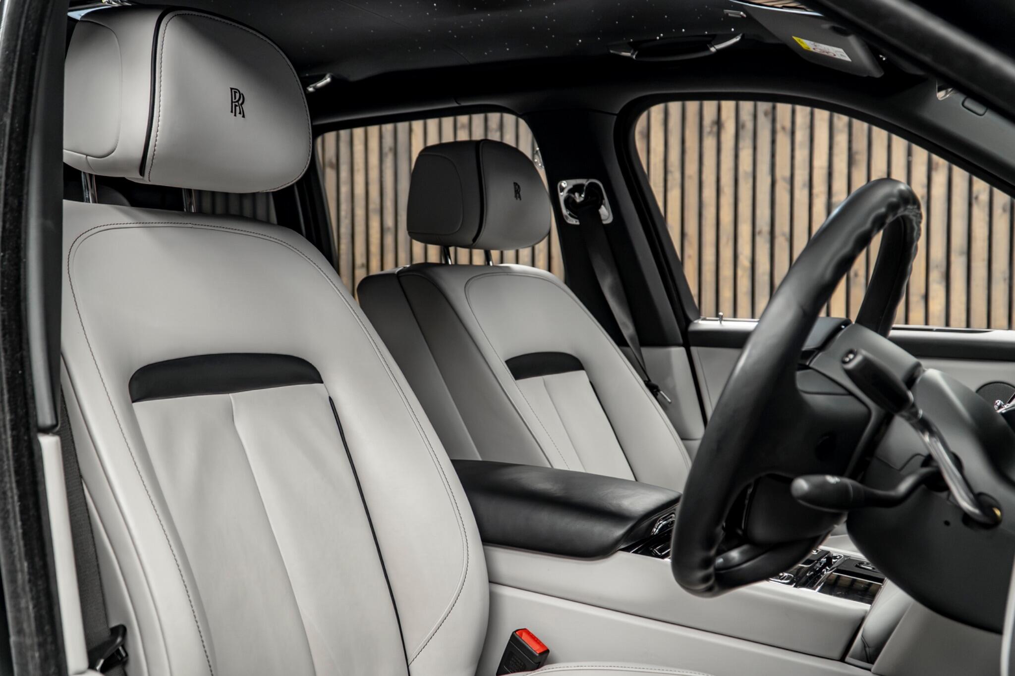 Rolls-Royce Cullinan view 2