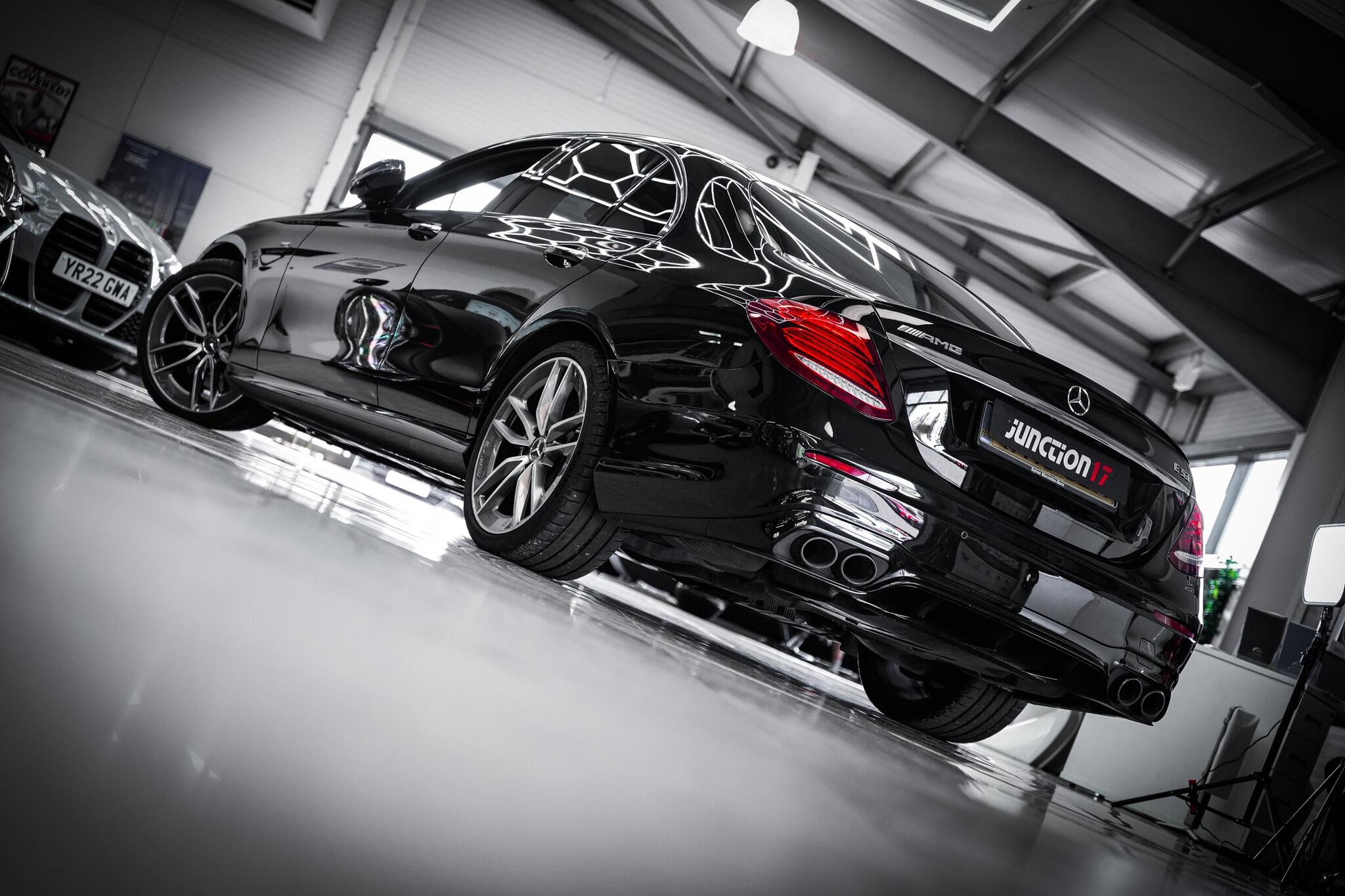 Mercedes-Benz E-Class view 6