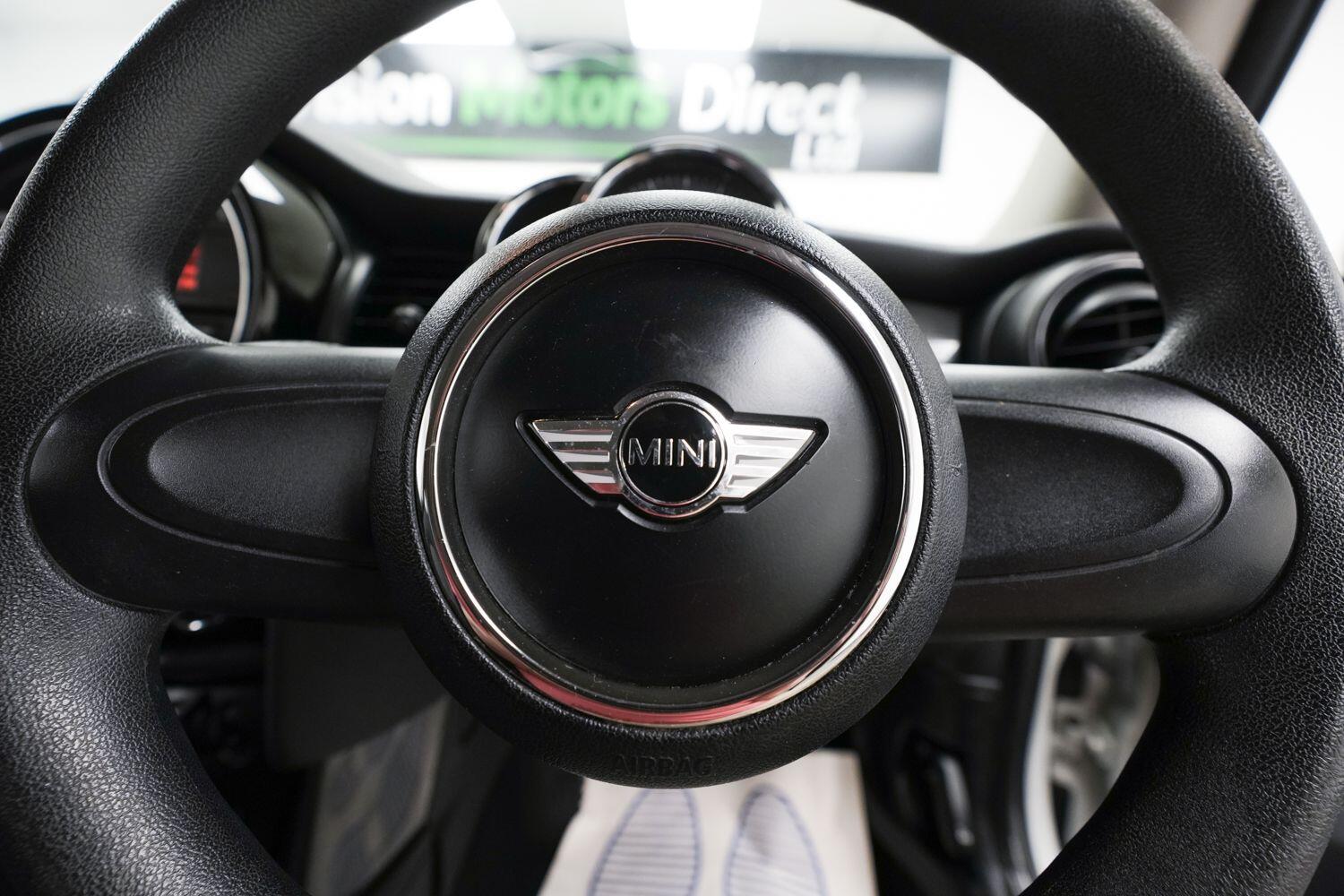 Mini Cooper view 22
