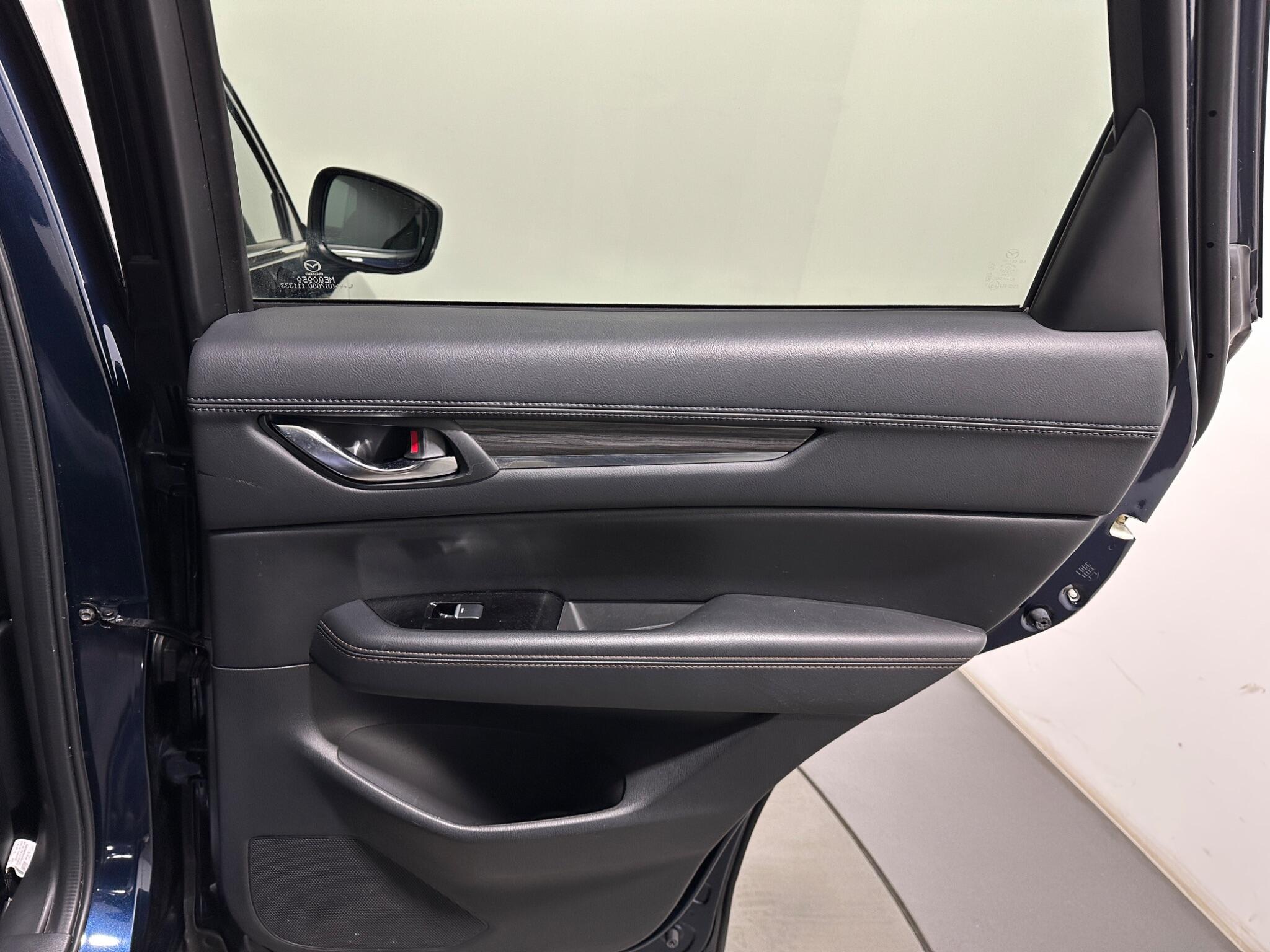 Mazda CX-5 view 44