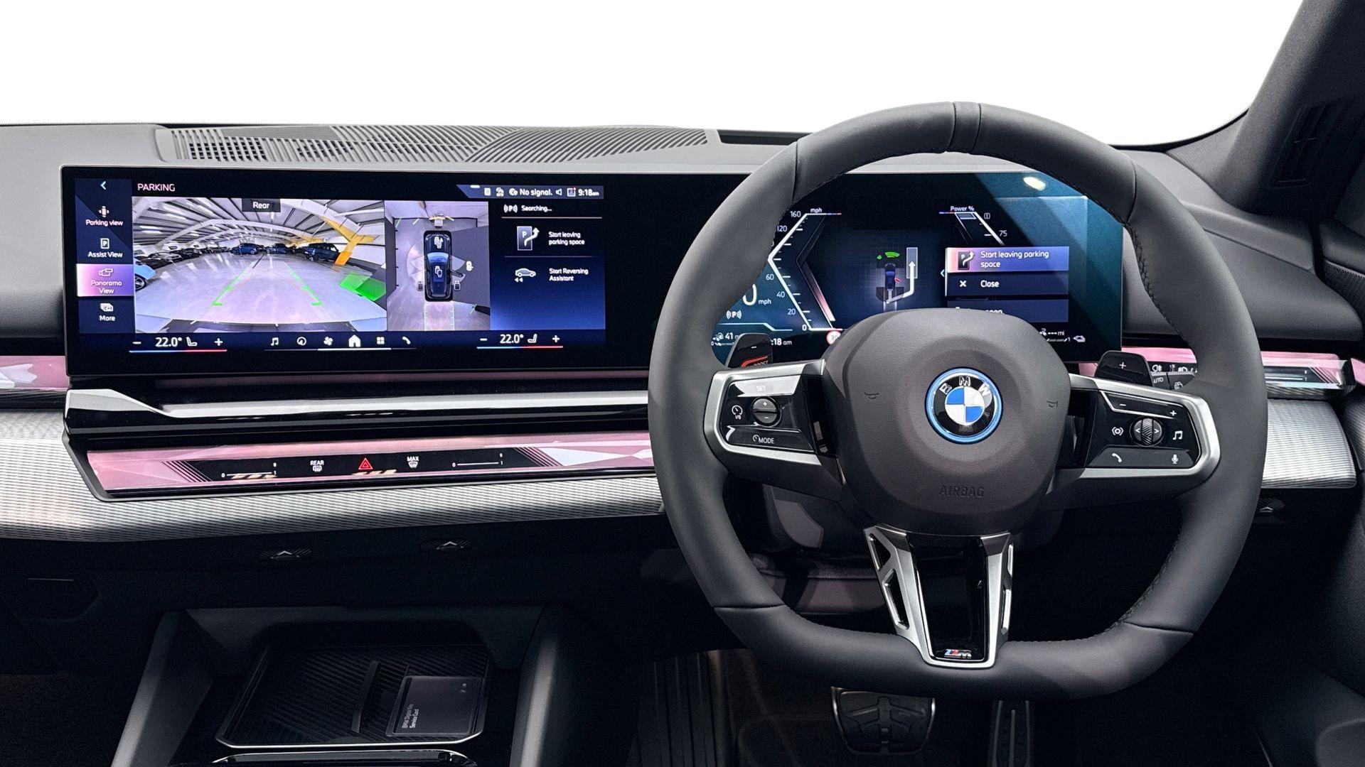 BMW 5 Series view 5