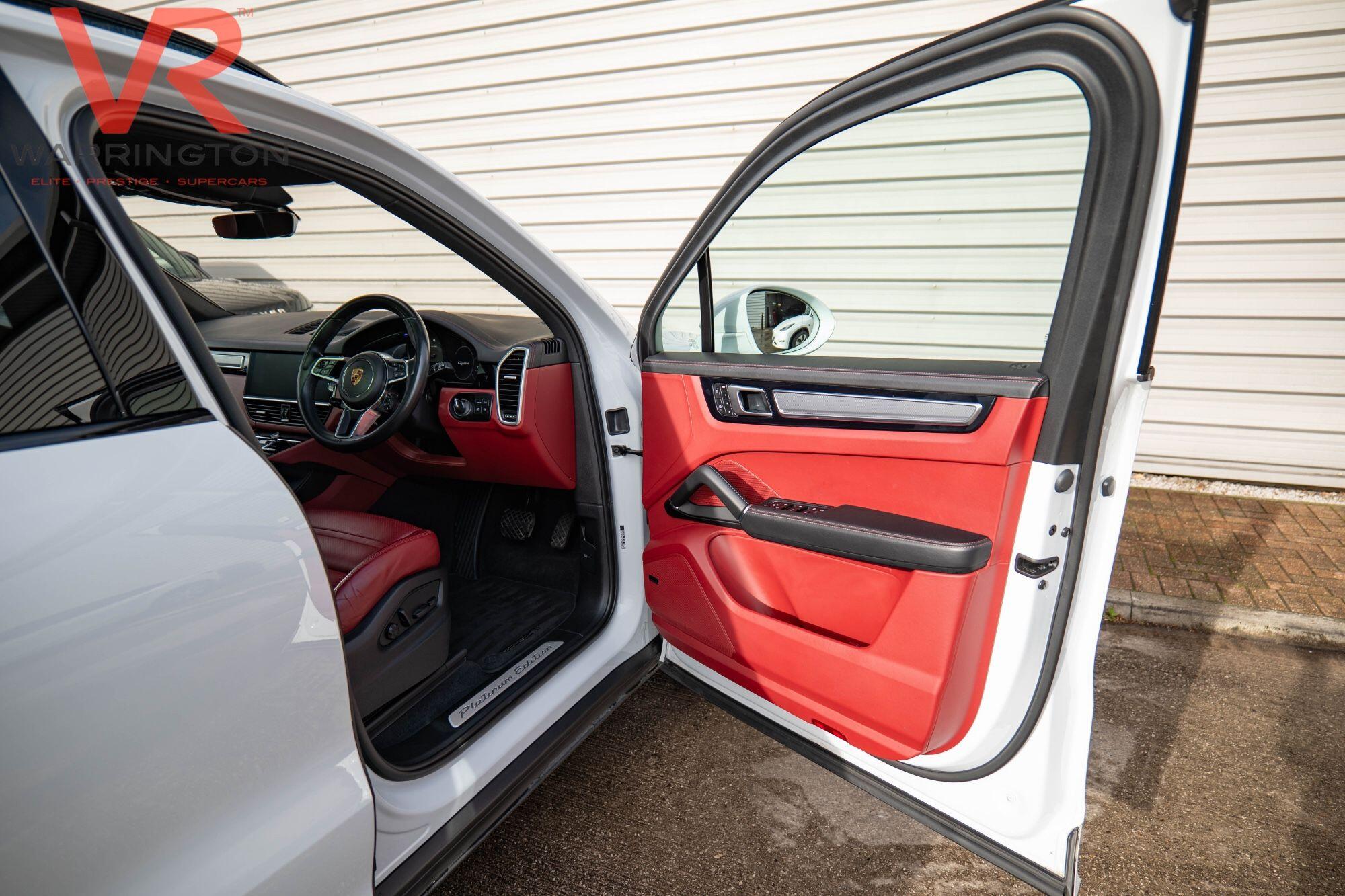Porsche Cayenne view 22